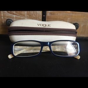Vogue reading glasses
